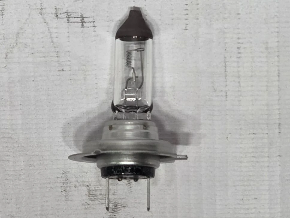 Лампа H7 24V 70W PX26d галогенная нов. для грузовые - 2